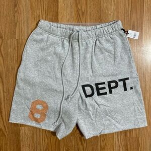 New Med Gallery Dept 8’ Logo Sweat-Shorts